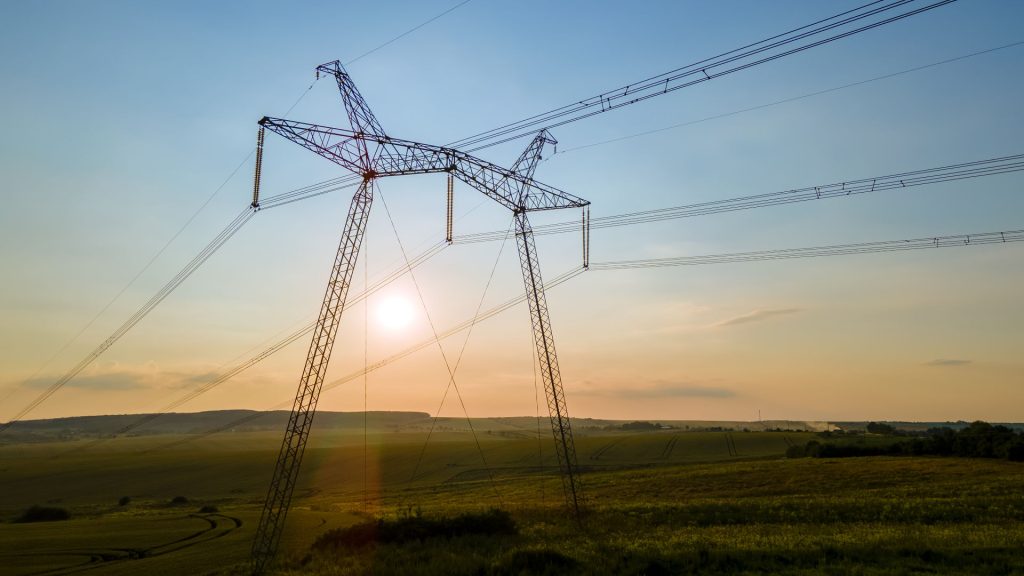 Jak firmy mogą zabezpieczyć się przed podwyżkami cen energii?